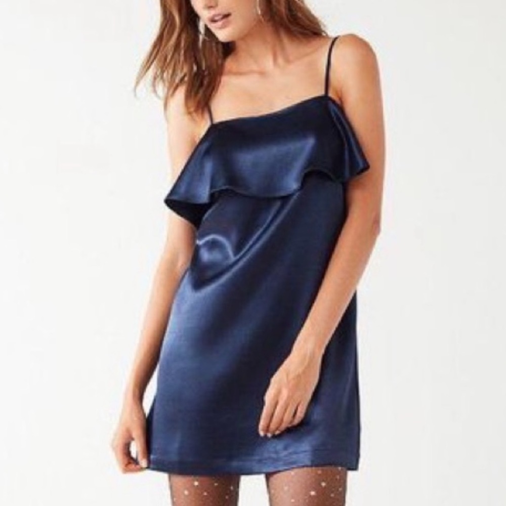 🔥like new!🔥 Elegant navy blue UO cocktail dress